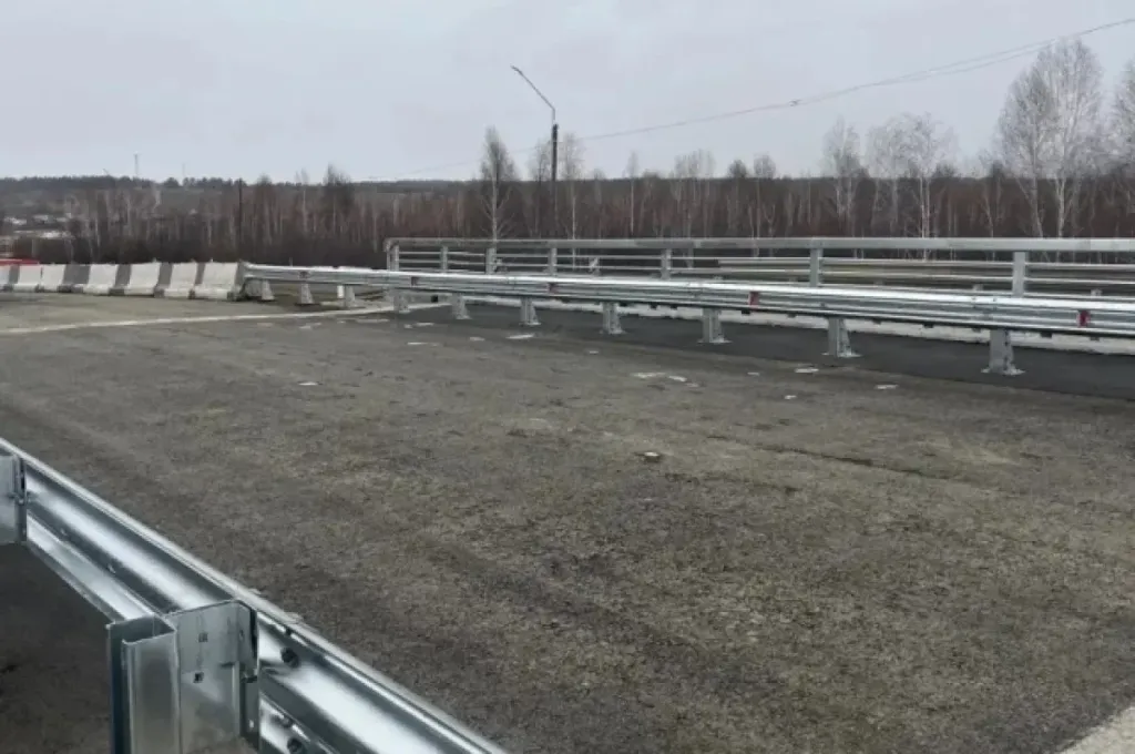 На трассе «Смоленка – Карповка» открыли новый мост через реку